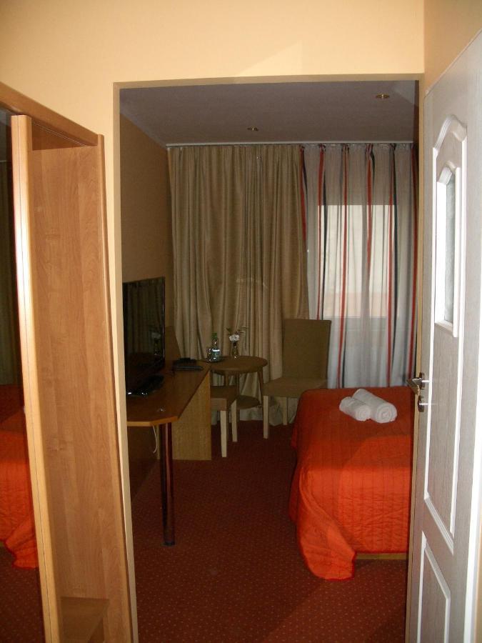 Kardamon Bed and Breakfast Żary Δωμάτιο φωτογραφία