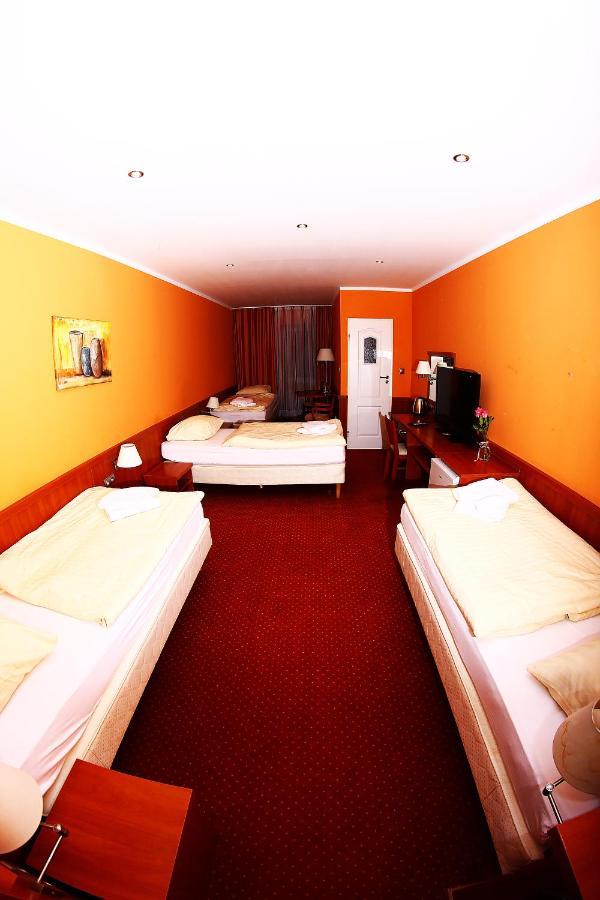 Kardamon Bed and Breakfast Żary Δωμάτιο φωτογραφία